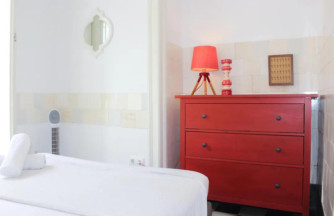 The Color Hostel-1