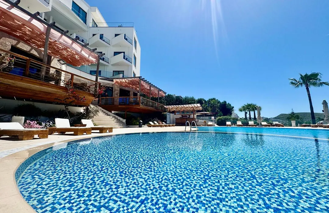 Harbour Hotel-1