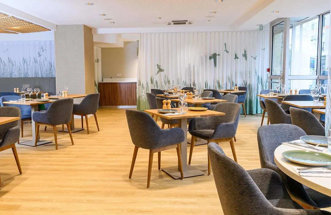 Ibis Styles Tours Centre-1
