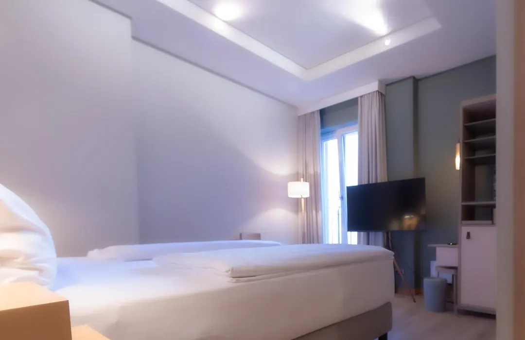Hotel Bleibtreu Berlin By Golden Tulip-1