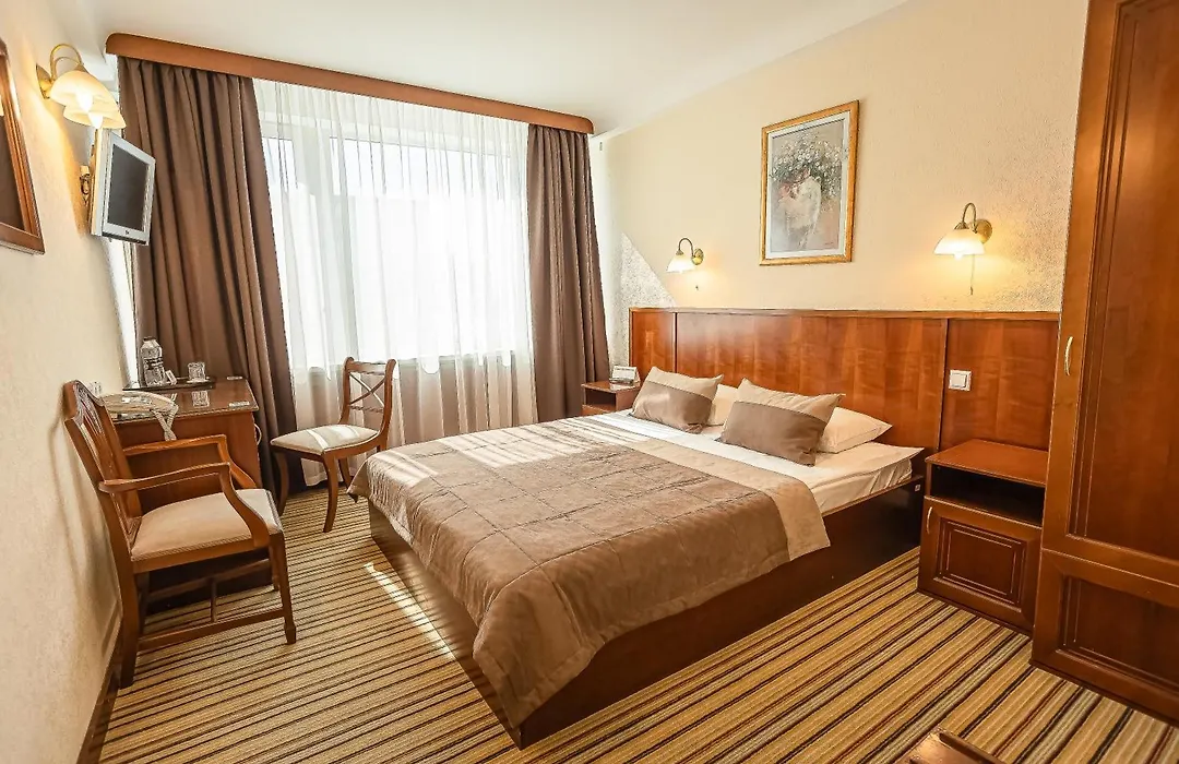 Premier Hotel Rus-1