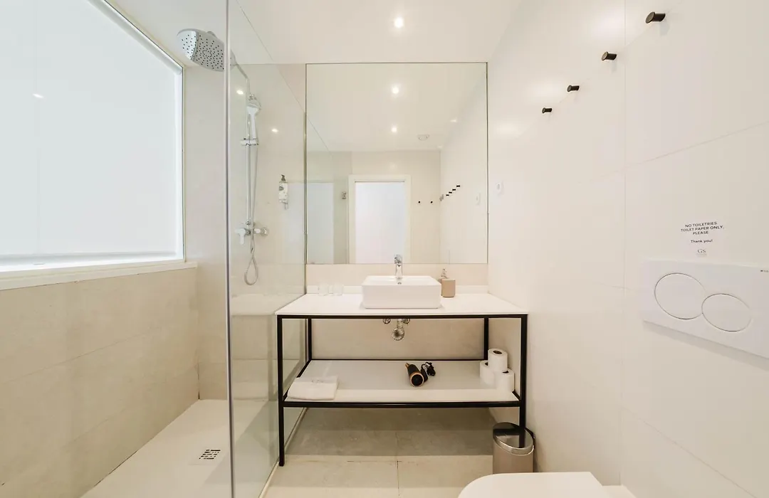 Gs Chiado Boutique Studios & Suites-1
