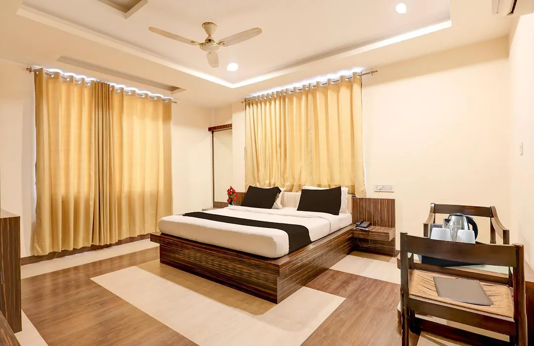 Super Townhouse Reti Bus Terminal Udaipur Formerly Greenland-1