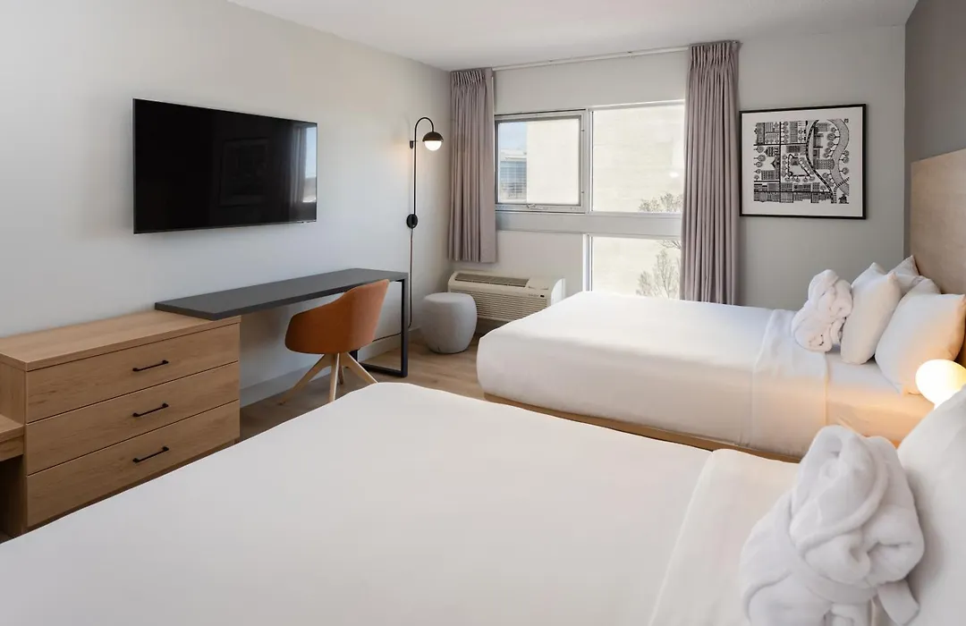 Norwood Hotel-1