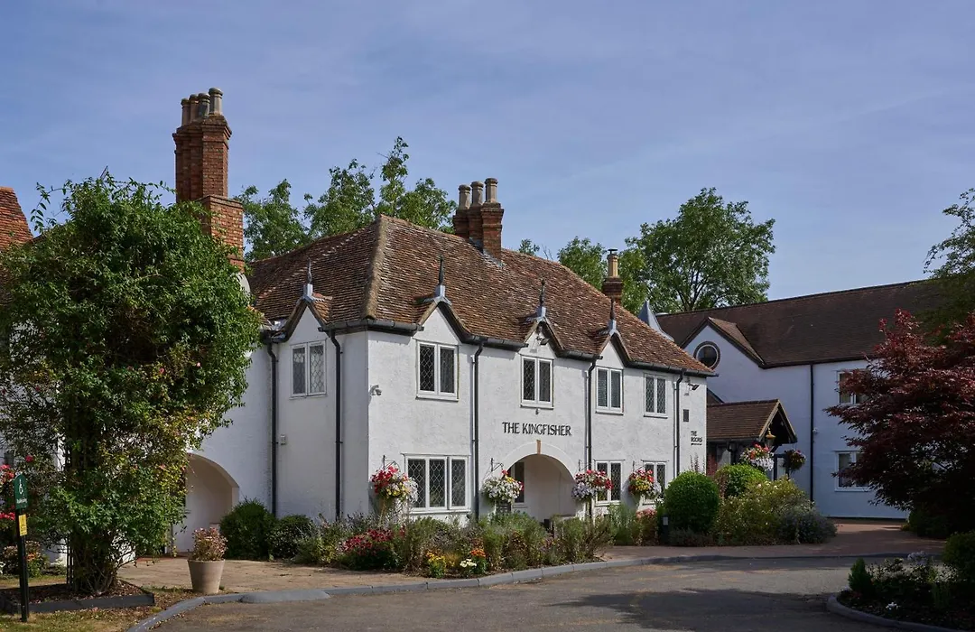 The Kingfisher Pub & Hotel-1