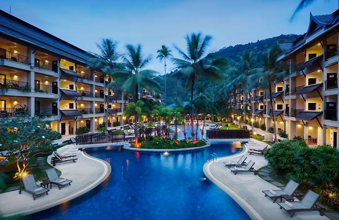 Radisson Resort And Suites Phuket-1