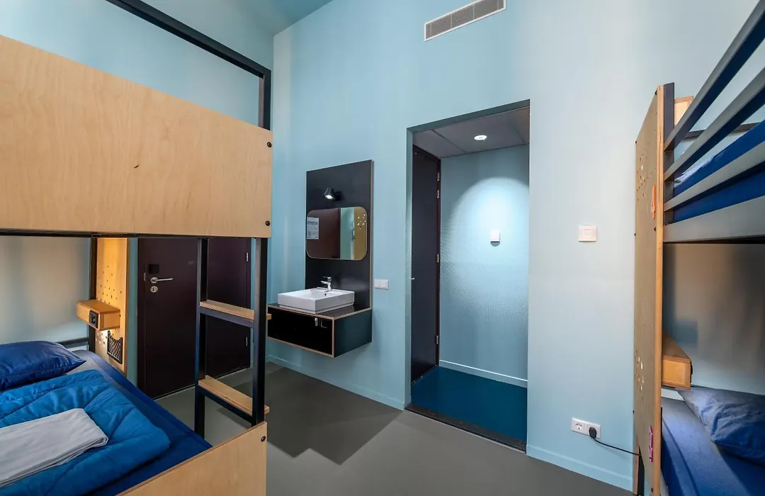 Stayokay Hostel Amsterdam Stadsdoelen-1