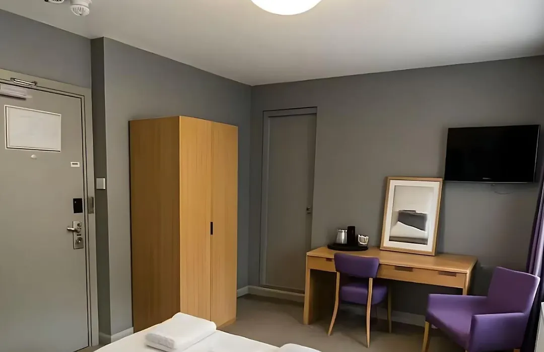 Torpark Hotel-1