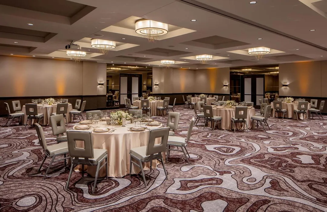 Embassy Suites By Hilton Minneapolis Downtown Hotel-1