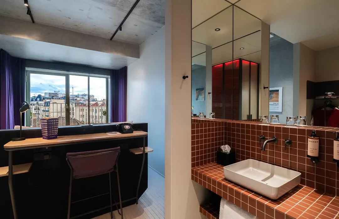 Mk2 Hotel Paradiso Nation-1