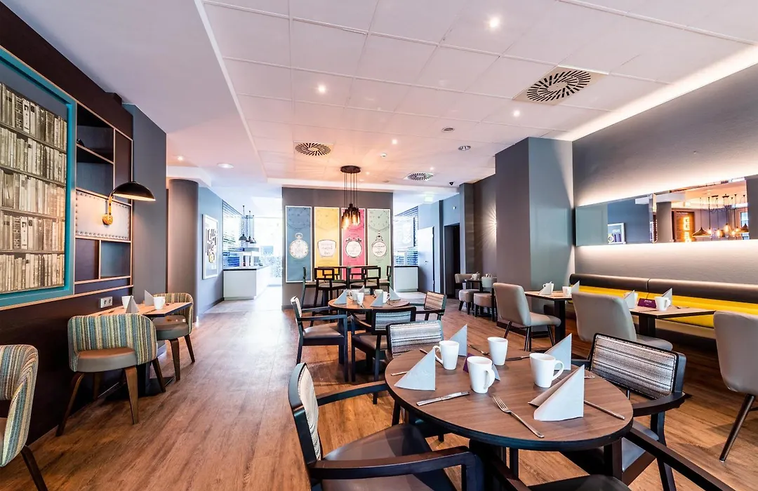 Premier Inn Essen City Limbecker Platz-1