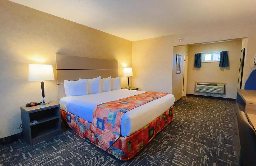 North Vancouver Hotel-1