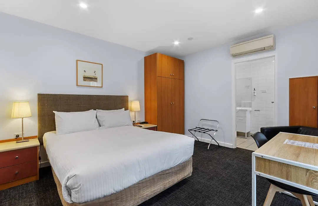 Comfort Inn&Suites Sombrero-1