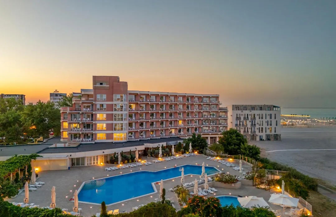 Hotel Amiral-1
