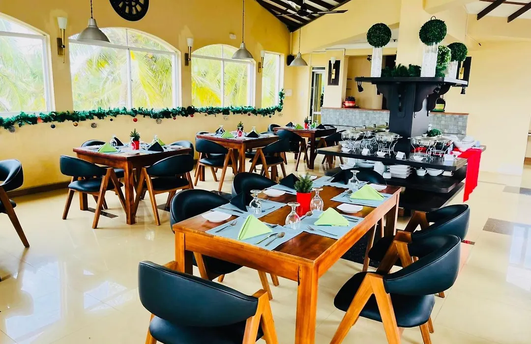The Ocean Pearl Hotel Negombo-1