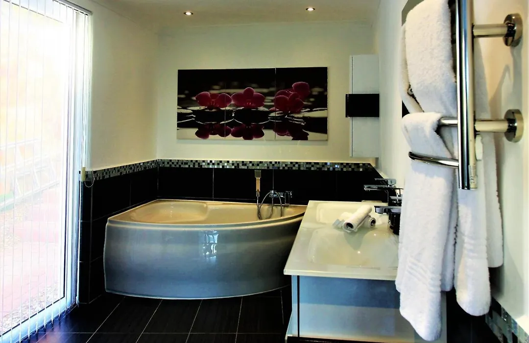 Diamond House Guesthouse-1