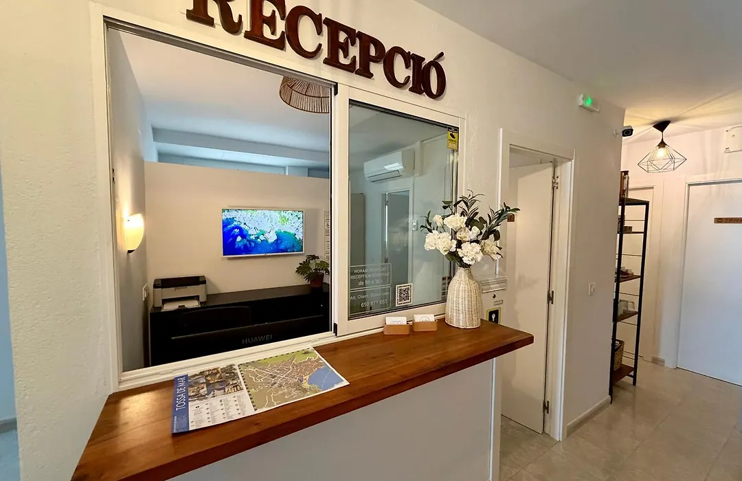 Hostal Del Mar-1