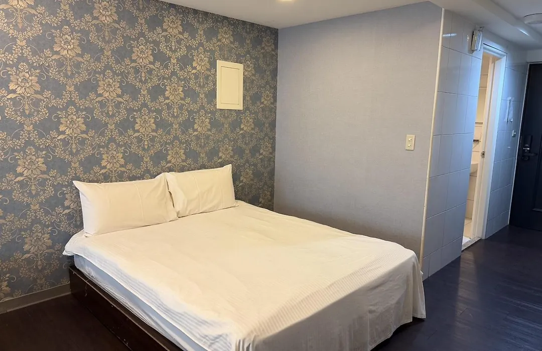 晴旅府中館 Suntrip Inn-1