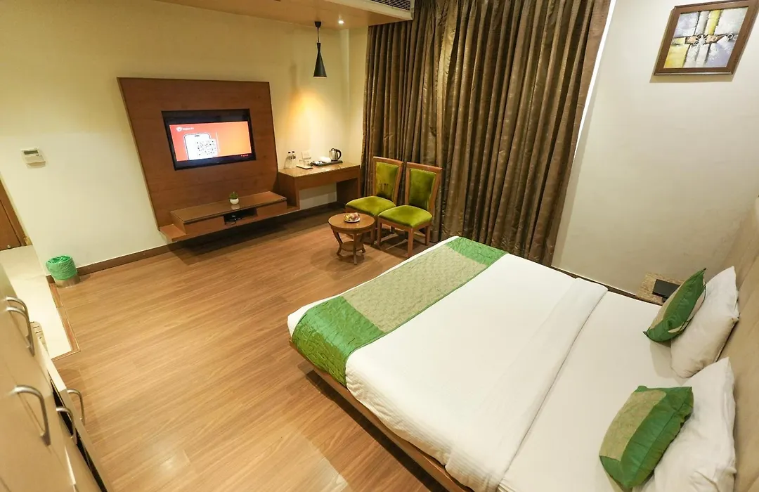 Maple Grand-1