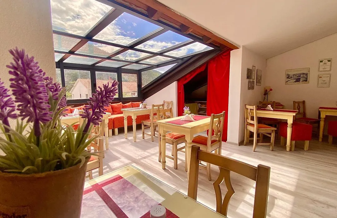 "Villa Deny" Boutique Hotel - With Free Parking-1