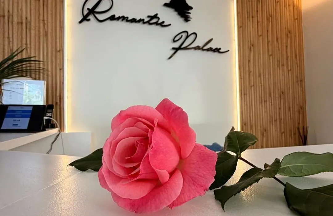 Romantic Palace Beach Apartments-1
