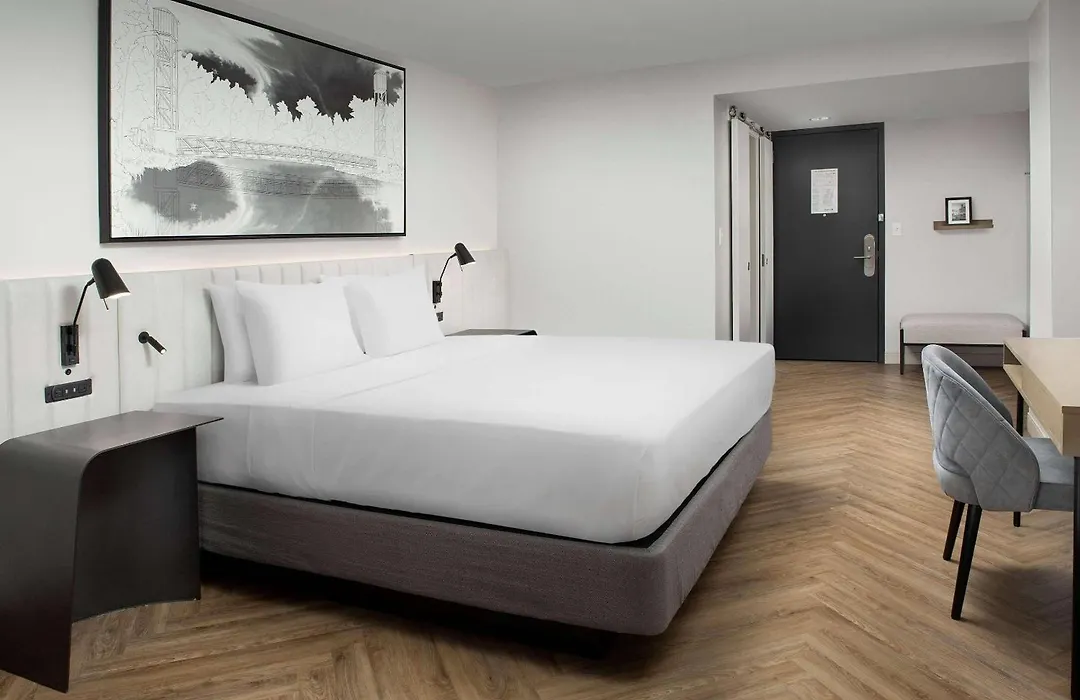 Radisson Blu Fargo-1