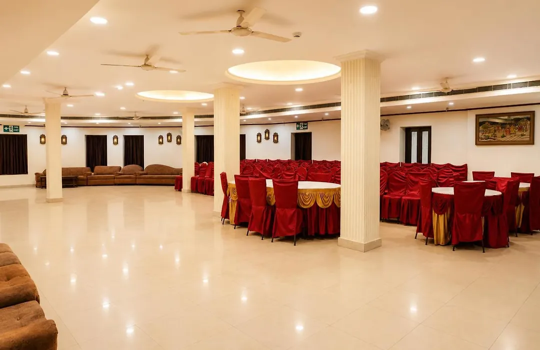 Central Hotel-1