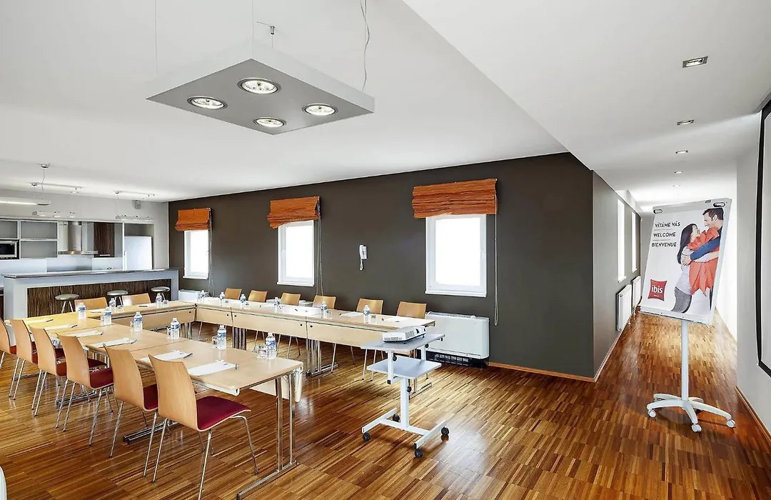 Ibis Praha Old Town-1