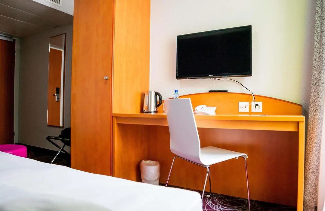 Ibis Styles Luzern-1