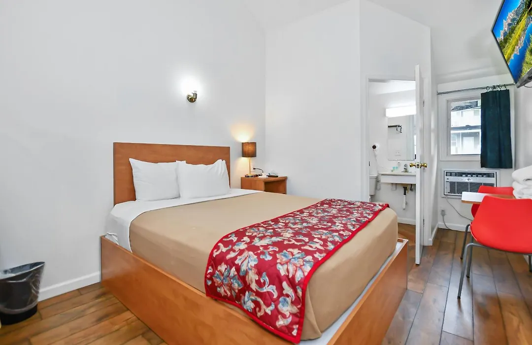 Studio Motel Of Lake George-1