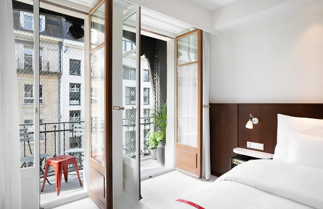 Ruby Claire Hotel Geneva By Ihg-1