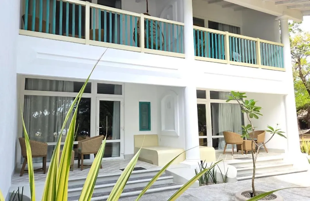 Nilaveli Beach Hotel-1