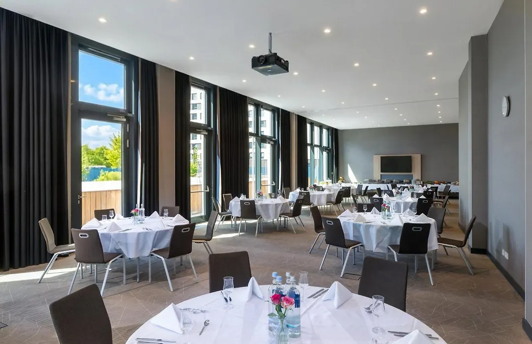 Holiday Inn Frankfurt Airport By Ihg-1