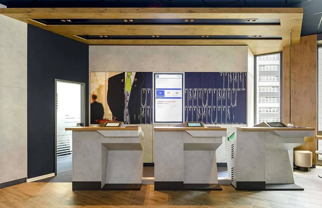 ibis budget Bremen City Center-1