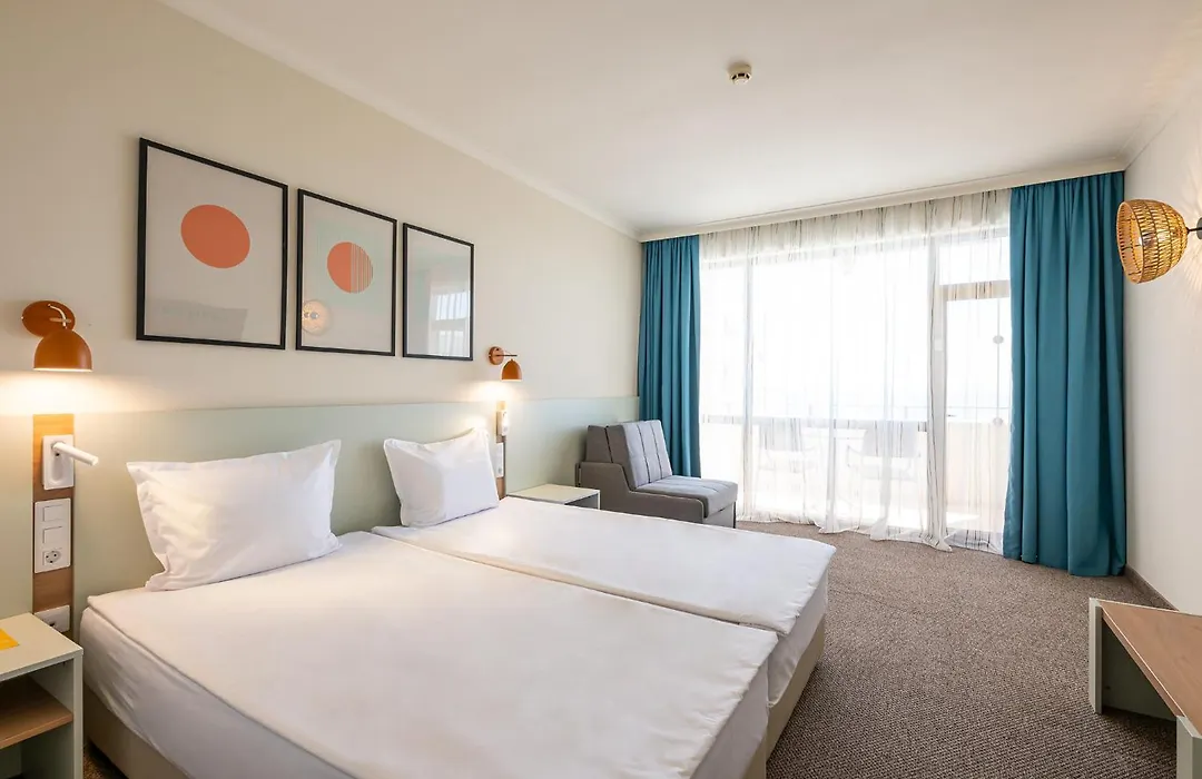 SOL by Meliá Nessebar Bay All Inclusive-1