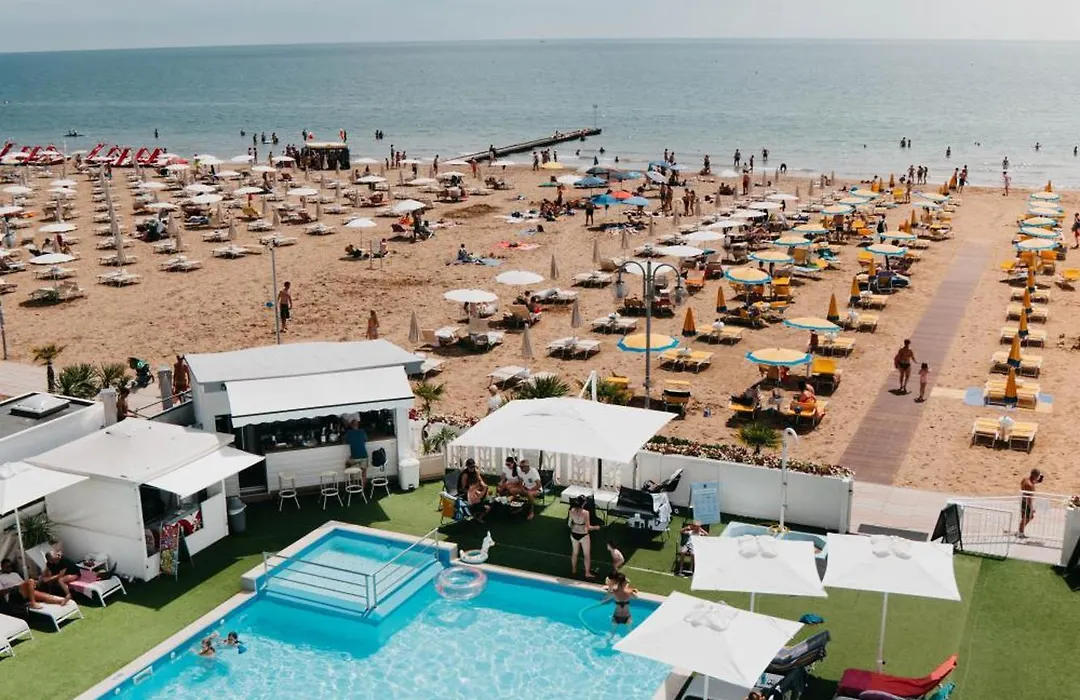 Hotel Marina-1