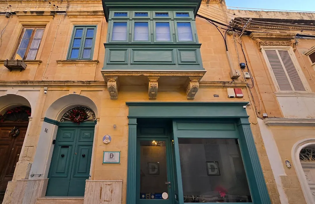 D Townhouse Boutique Suites-1