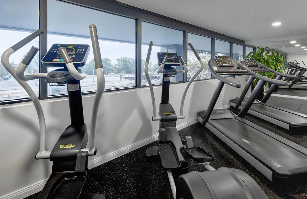 Meriton Suites North Sydney-1