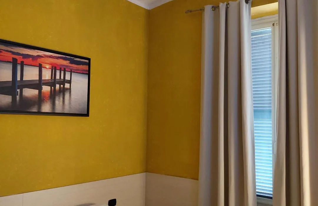 Guest House Hola Roma-1