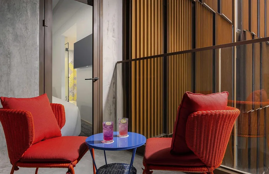 Ibis Styles Bangkok Silom-1