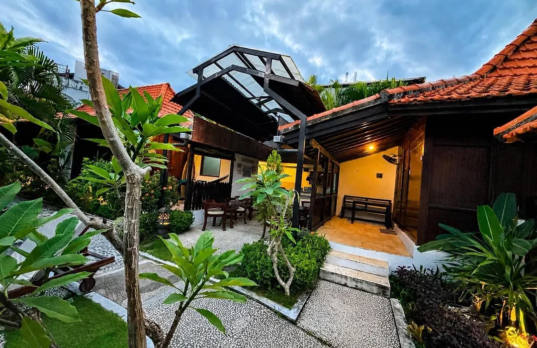 Surfer Paradise Villas Bali-1