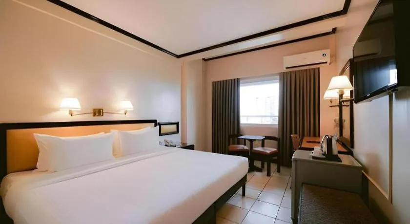 Palm Hotel Manila-1