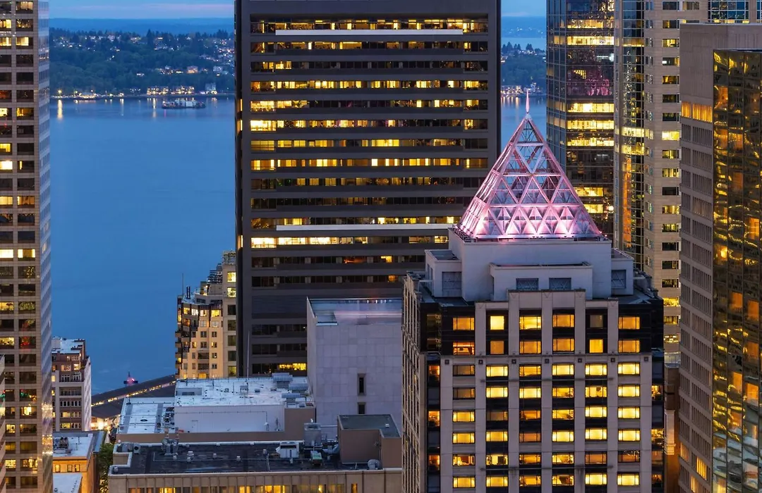 W Seattle-1