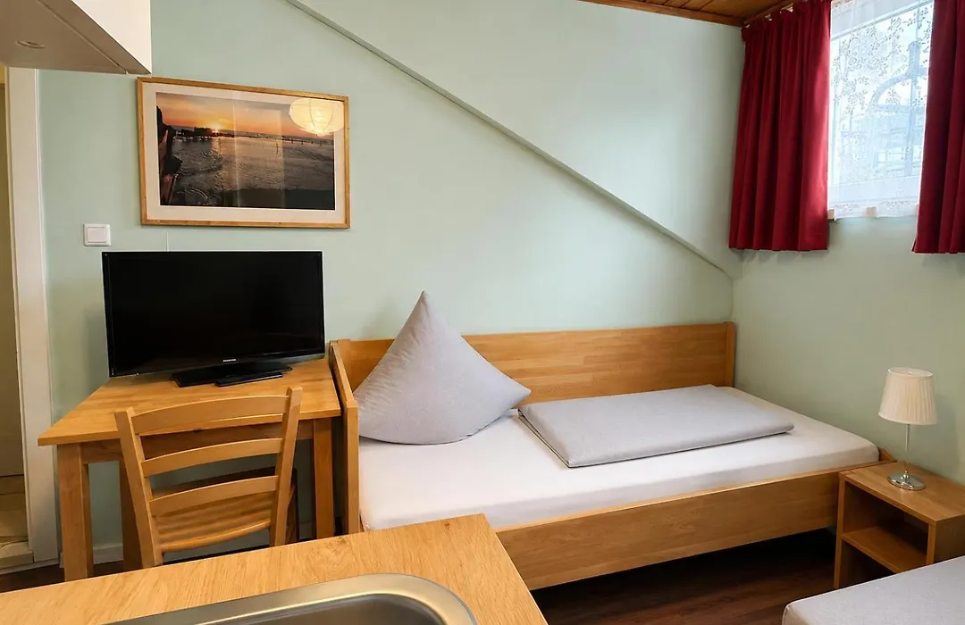 Dana Living Apartment Bremen I Zentral Nahe Hbf I Altstadt I Messe & Oevb Arena I Self Check-In-1