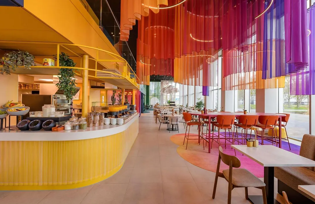 Ibis Styles Rotterdam Ahoy-1