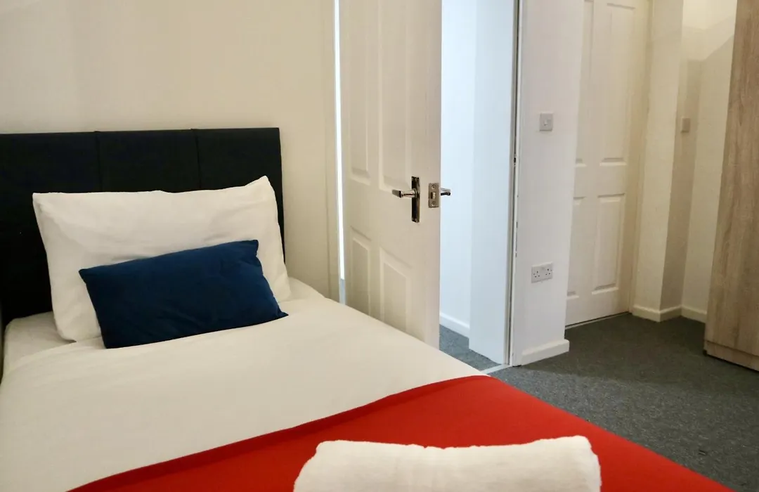 City Centre Guest House - Gloucester Park-1