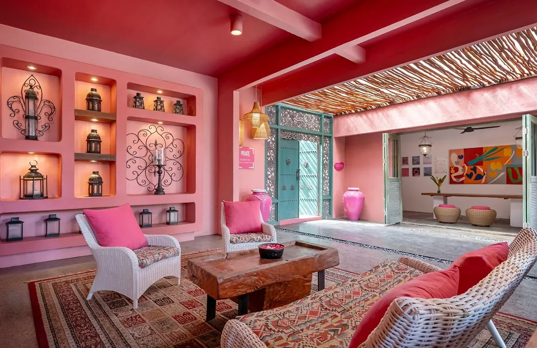 Pinkcoco Gili Trawangan - Constant Surprises - For Cool Adults Only-1