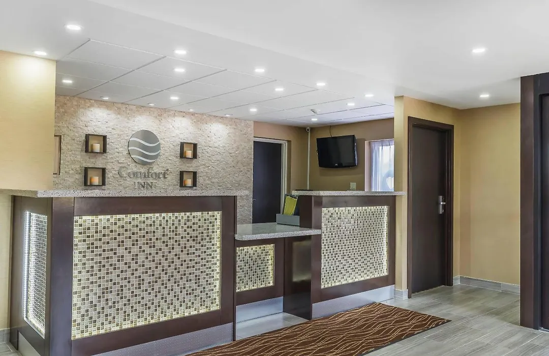 Comfort Inn Trenton-1