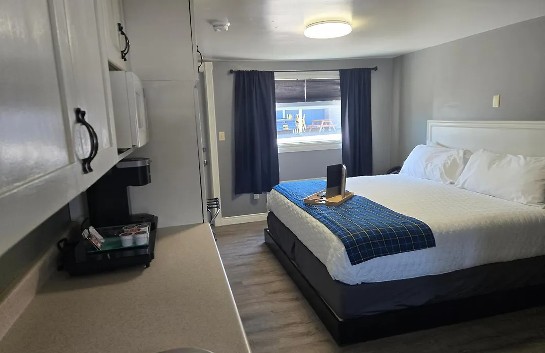 Seawinds Motel & Suites-1