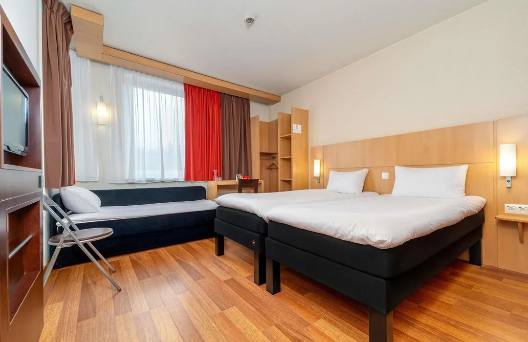 Ibis Krakow Stare Miasto-1